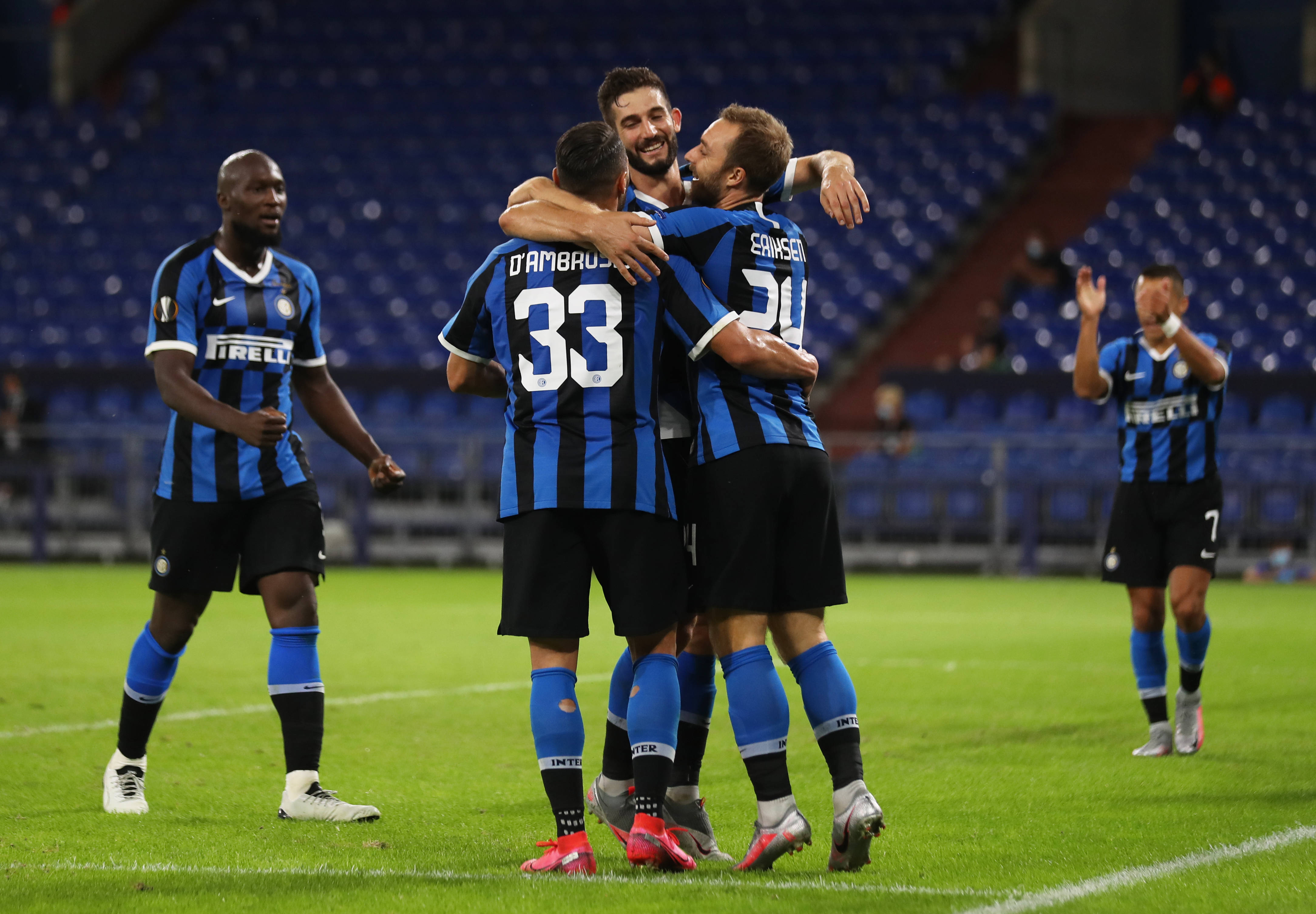 这种近距离 这种近距离