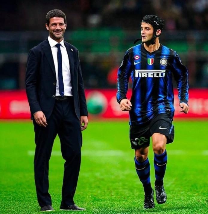 管理层在收 管理层在收