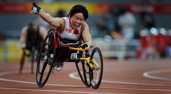 特别是他在 特别是他在