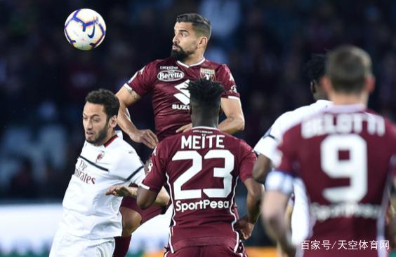 杯的舞台上 杯的舞台上