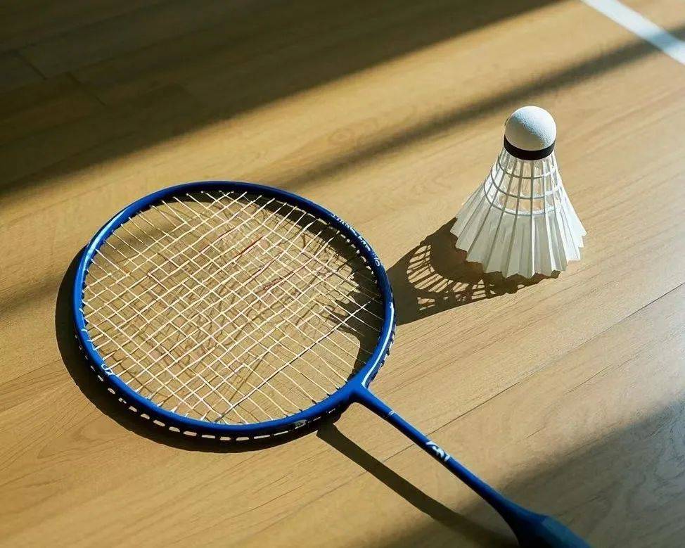 距保持紧凑 距保持紧凑